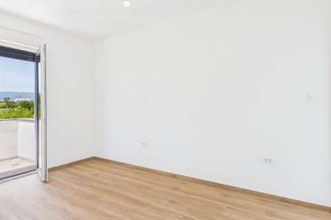 Zagreb, Resnik-novogradnja, trosoban stan 68 m2 i parkirno mjesto