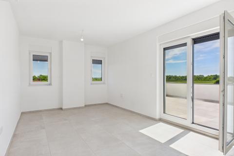 Zagreb, Resnik-novogradnja, trosoban stan 68 m2 i parkirno mjesto