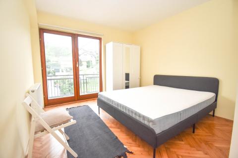 Zagreb, Gajnice, stan s dvori&scaron;tem (PET FRIENDLY)