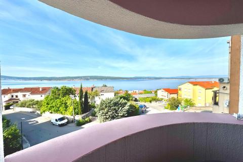 Crikvenica- dvosobni stan sa pogledom na more 