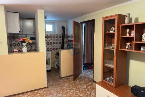 Kastav, stara jezgra - kuća u nizu