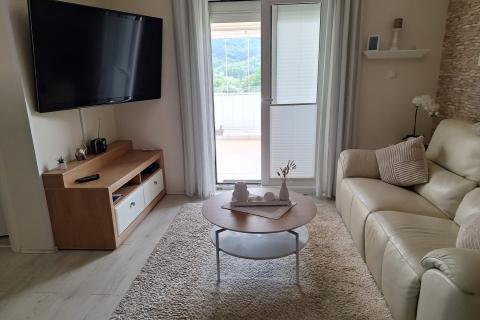 Condo/Apartment Jurandvor, Ba&scaron;ka, 73m2