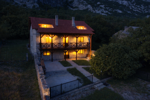 Crikvenica, Drivenik &ndash; stone house with a spacious yard