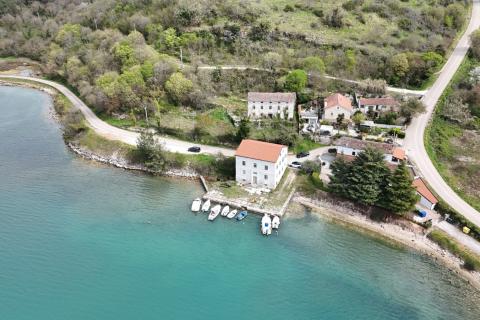 Istra, Tar - Ekskluzivna povijesna rezidencija prvi red do mora