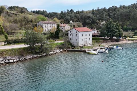 Istra, Tar - Ekskluzivna povijesna rezidencija prvi red do mora