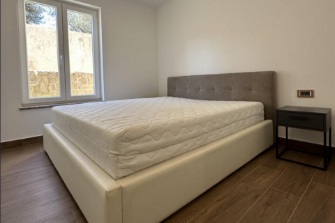 Istra, Umag- Okolica Umaga na 40 metara do mora renovirani stan