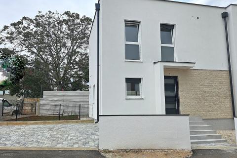 Istra, Umag okolica- kuća novogradnja