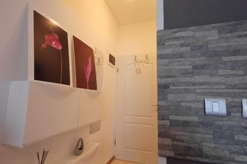 Istra,Pula-garsonjera s parkirnim mjestom,ekskluziva