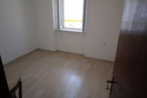 Rijeka, Mlaka - stan 40 m2 - adaptiran i idealan za život ili investiciju