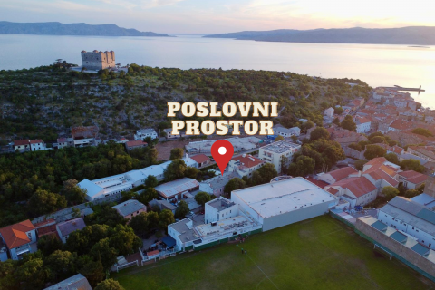 Senj &ndash; poslovno/stambeni prostor blizu centra i mora