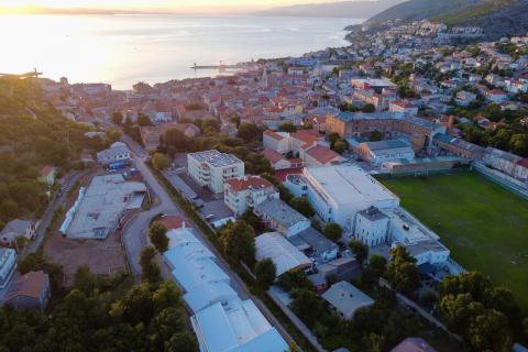 Senj &ndash; poslovno/stambeni prostor blizu centra i mora