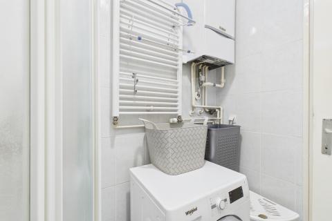Zagreb, Tre&scaron;njevka-dvosoban stan 49m2 s balkonom, lift