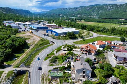 Novi Vinodolski &ndash; House with 3 Apartments and Garage