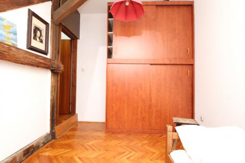Zagreb, centar &ndash; Palmotićeva ulica, lijepi stan, 105m2 