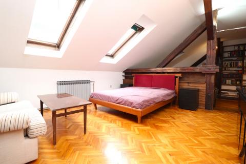 Zagreb, centar &ndash; Palmotićeva ulica, lijepi stan, 105m2 