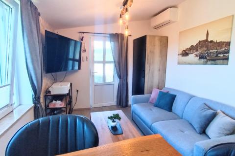 Istra, Rovinj-  stan s terasom 32+20 m2 s parkingom