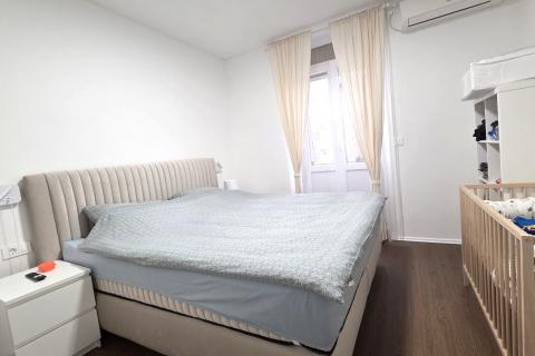 Rijeka, Centar, Luksuzno adaptiran stan, 65m2