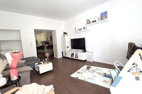 Rijeka, Centar, Luksuzno adaptiran stan, 65m2