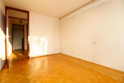 Velika Gorica, stan u centru, 58m2