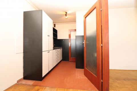 Velika Gorica, stan u centru, 58m2