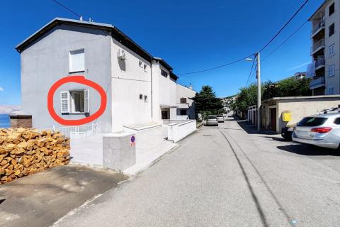 Senj, stan 52m2, prvi red do mora
