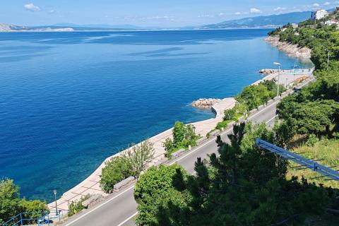 Senj, stan 52m2, prvi red do mora