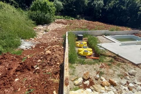 Istra, Pavičini-građevinsko zemlji&scaron;te 687m2