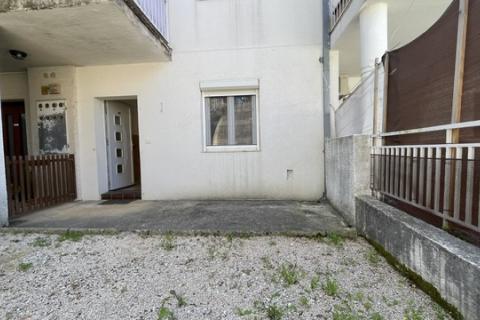 Krk,grad Krk,pogled na more,prizemlje,okućnica,parking