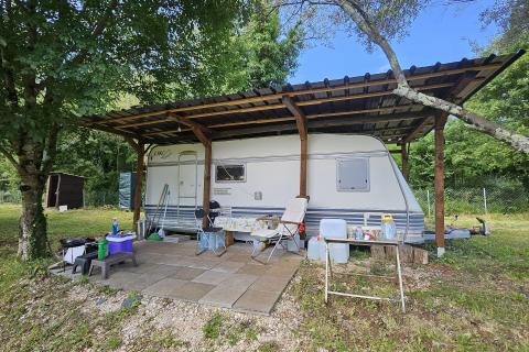 Istra, Umag okolica- vikend parcela s dodatnim sadržajima