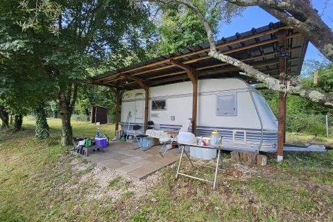 Istra, Umag okolica- vikend parcela s dodatnim sadržajima