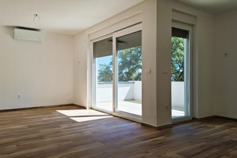 Istria, Cittanova &ndash; Nuova costruzione, 60 m&sup2;, Posizione tranquilla vicino al mare