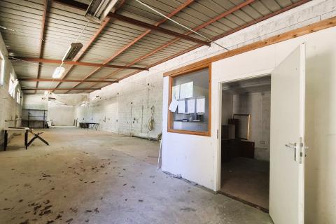 Istra, Novigrad &ndash; Hala za dugoročni najam u blizini autoputa