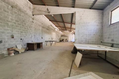 Istra, Novigrad &ndash; Hala za dugoročni najam u blizini autoputa