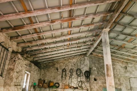 Istria &ndash; Nova Vas (Verteneglio) | Affitto a lungo termine di officina / spazio commerciale &ndash; 150 m&sup2;