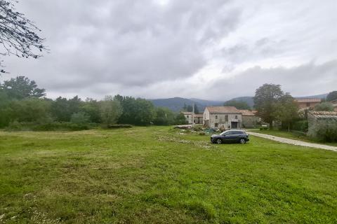 Bouwgrond Roč, Buzet, 1.718m2