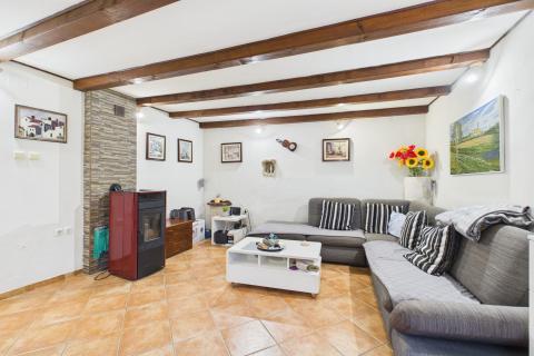 Hi&scaron;a Vodnjan, 140m2
