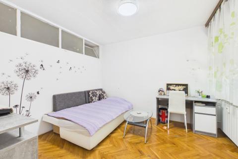 Zagreb, Siget - jednoipolsoban stan 