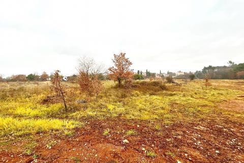 Istra, Umag - građevinsko zemlji&scaron;te poslovno - proizvodne namjene