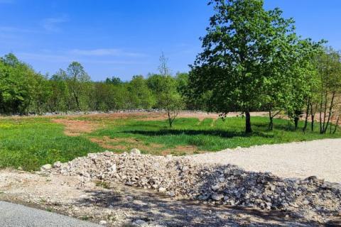 Istra, Barban, Rojnići - građevinsko zemlji&scaron;te, 910 m2