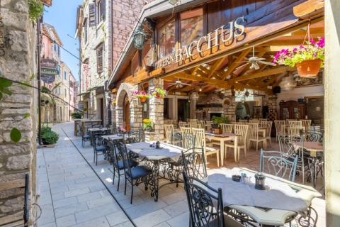 Istra,Umag-Restoran drugi red do mora