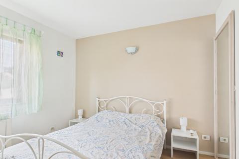 Istra, Rovinj- dvojna kuća s tri stana - odlična lokacija
