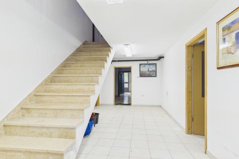 Istra, Rovinj- Kuća s pet stambenih jedinica