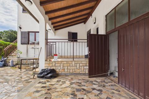 Istra, Rovinj- Kuća s pet stambenih jedinica
