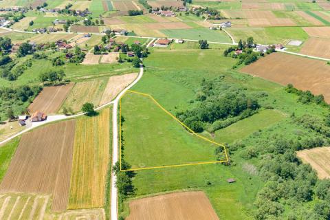 Pisarovina, Bratina, atraktivno građevinsko zemlji&scaron;te s otvorenim pogledom