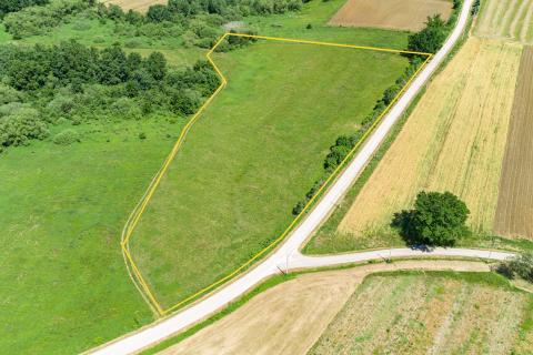 Pisarovina, Bratina, atraktivno građevinsko zemlji&scaron;te s otvorenim pogledom