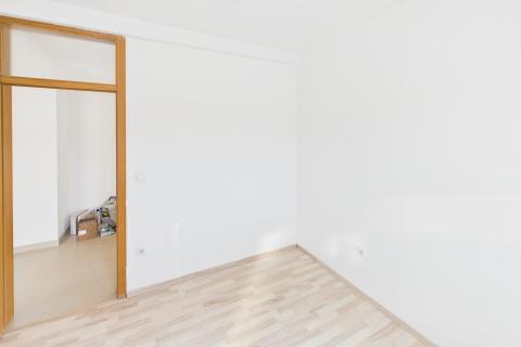 Офисное помещение Sigečica, Trnje, 77m2