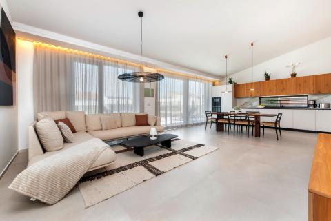 ISTRA, ROVINJ - Penthouse 185 m2 s pogledom na more i garažom 