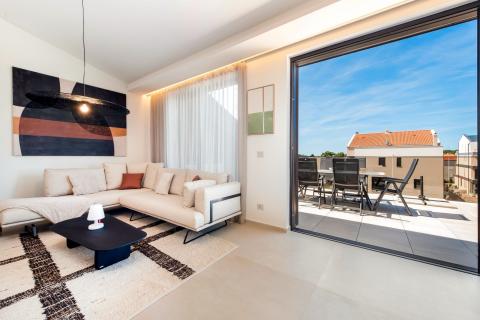 ISTRA, ROVINJ - Penthouse 185 m2 s pogledom na more i garažom 