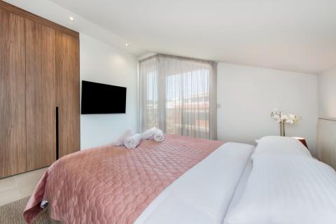 ISTRA, ROVINJ - Penthouse 185 m2 s pogledom na more i garažom 