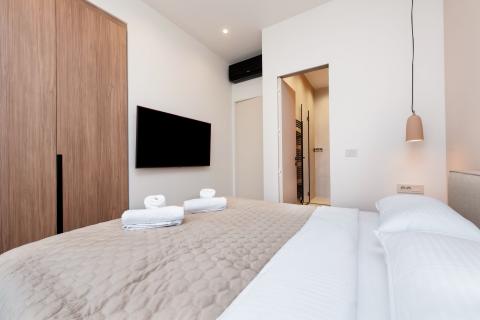 ISTRA, ROVINJ - Penthouse 185 m2 s pogledom na more i garažom 